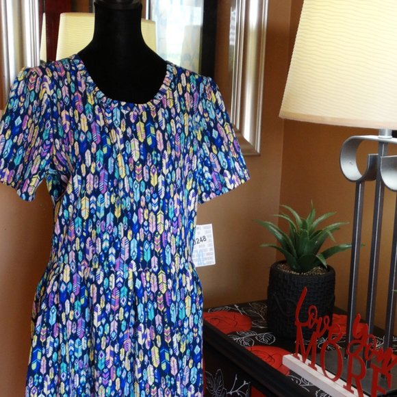LuLaRoe Dresses & Skirts - Lularoe Dress. NWT. Amelia XL